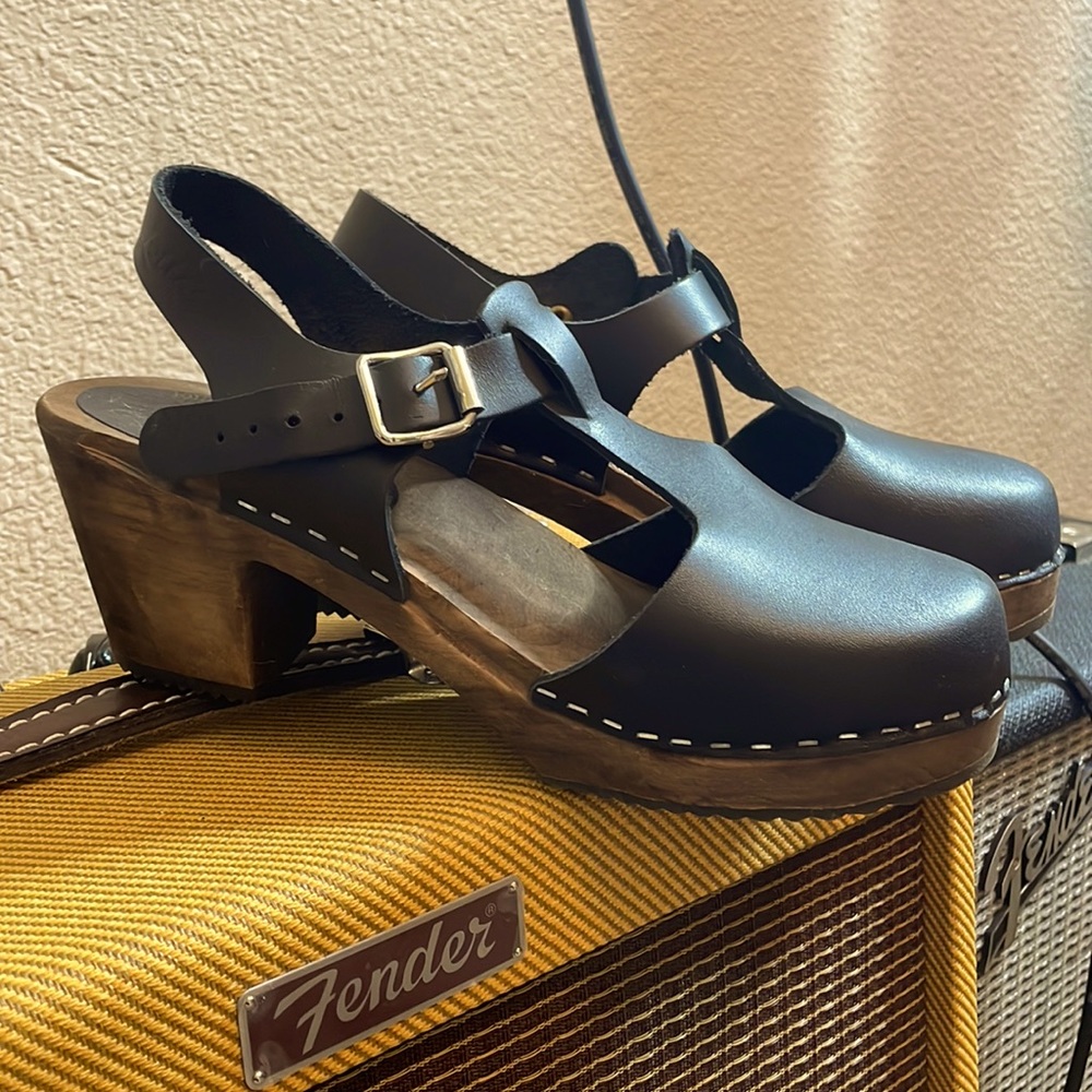 Lotta’s from Stockholm clogs new